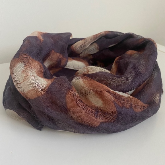 Vera Wang - Simply Vera - Abstract Floral Scarf - Picture 2 of 8